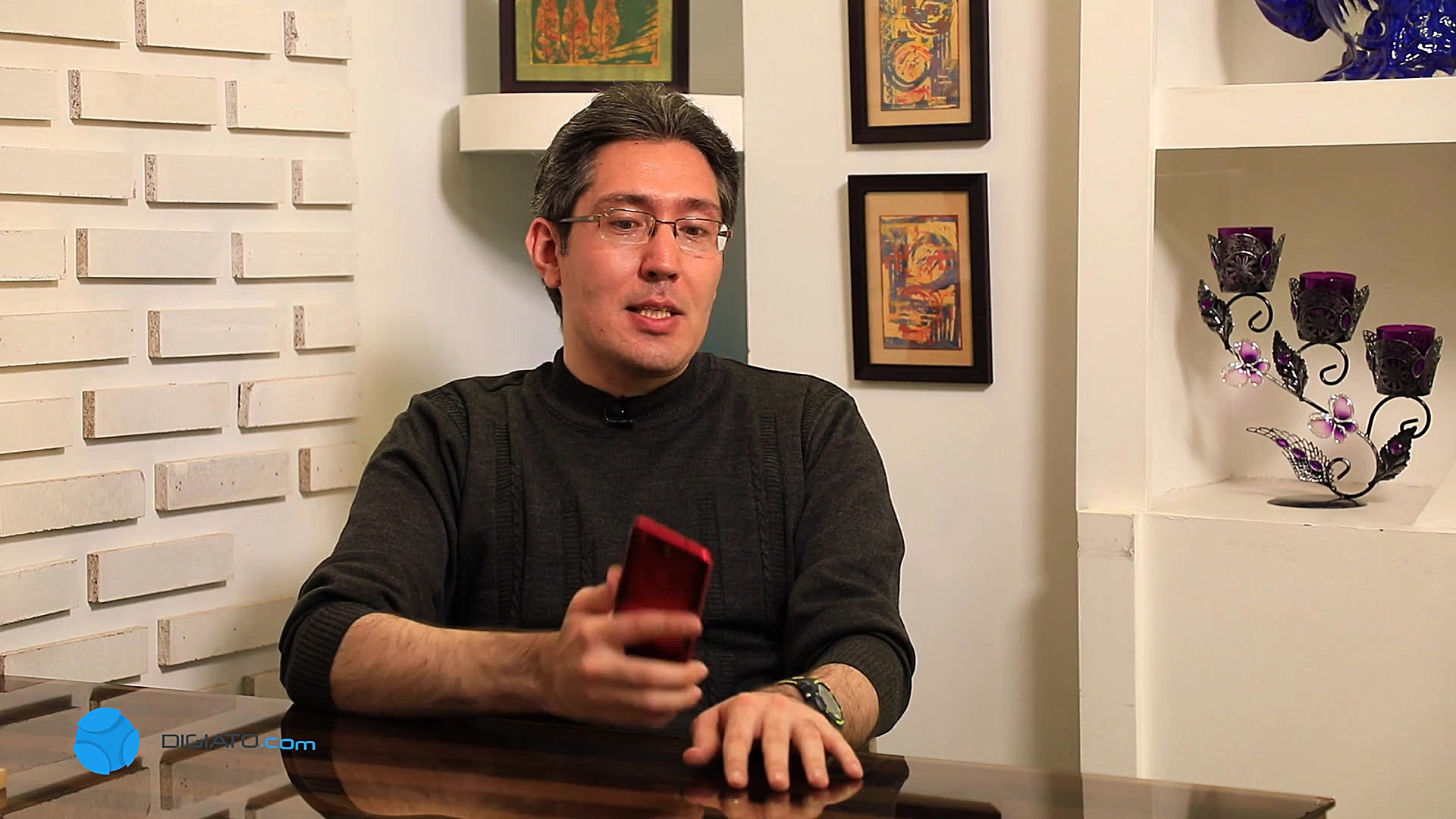 بررسی ویدیویی دیجیاتو: گوشی پر...