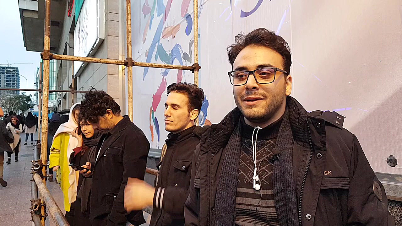 نوید محمد زاده میتونه بهترین ب...