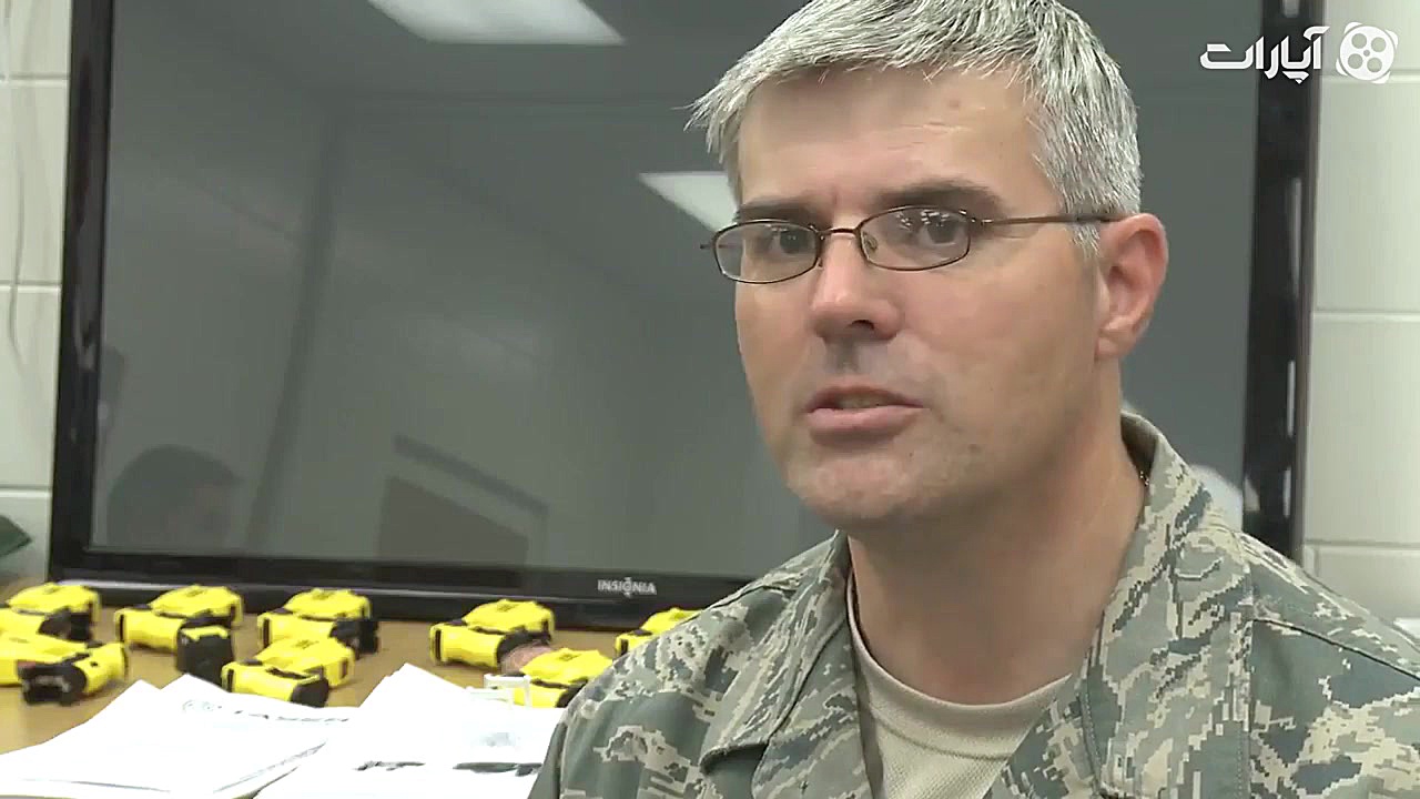 تست شوکر برقی بر روی سربازان