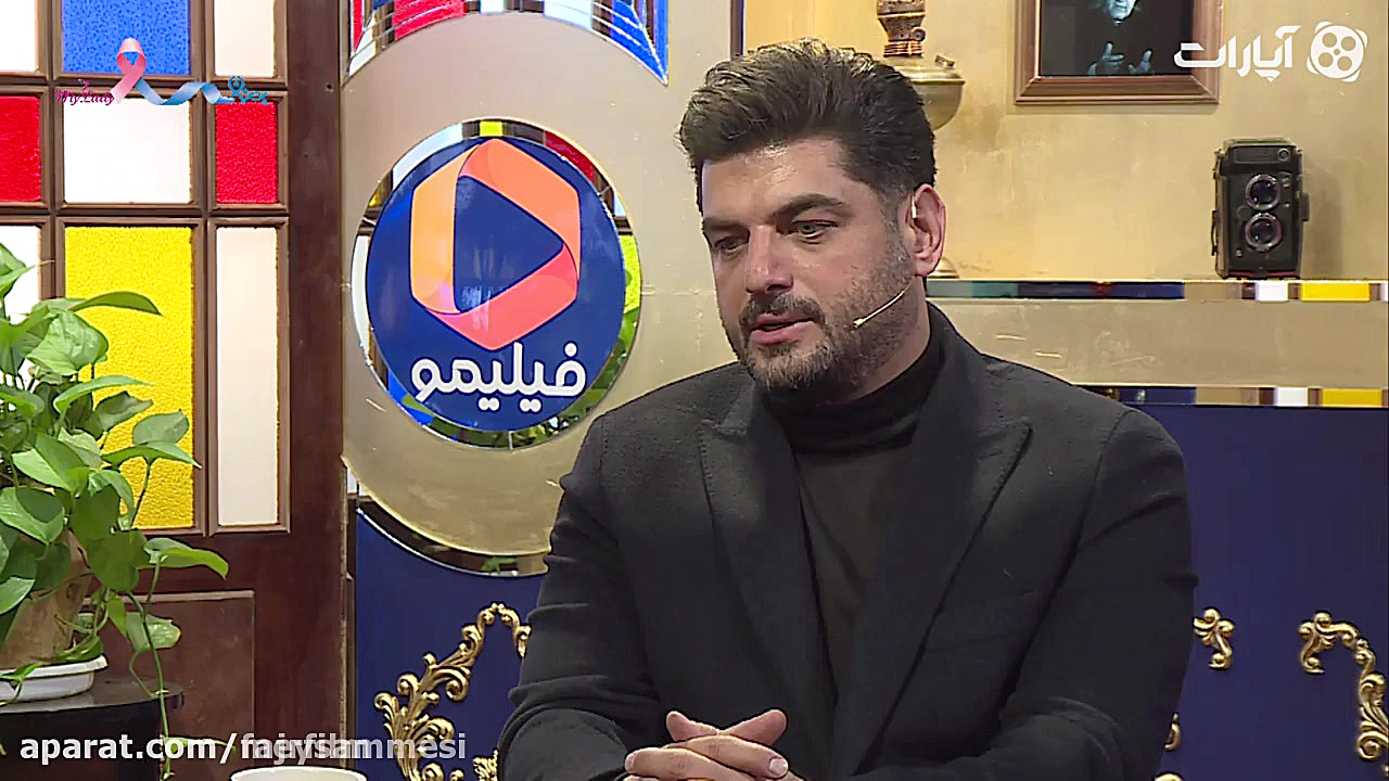 مصاحبه سام درخشانی با کافه آپا...