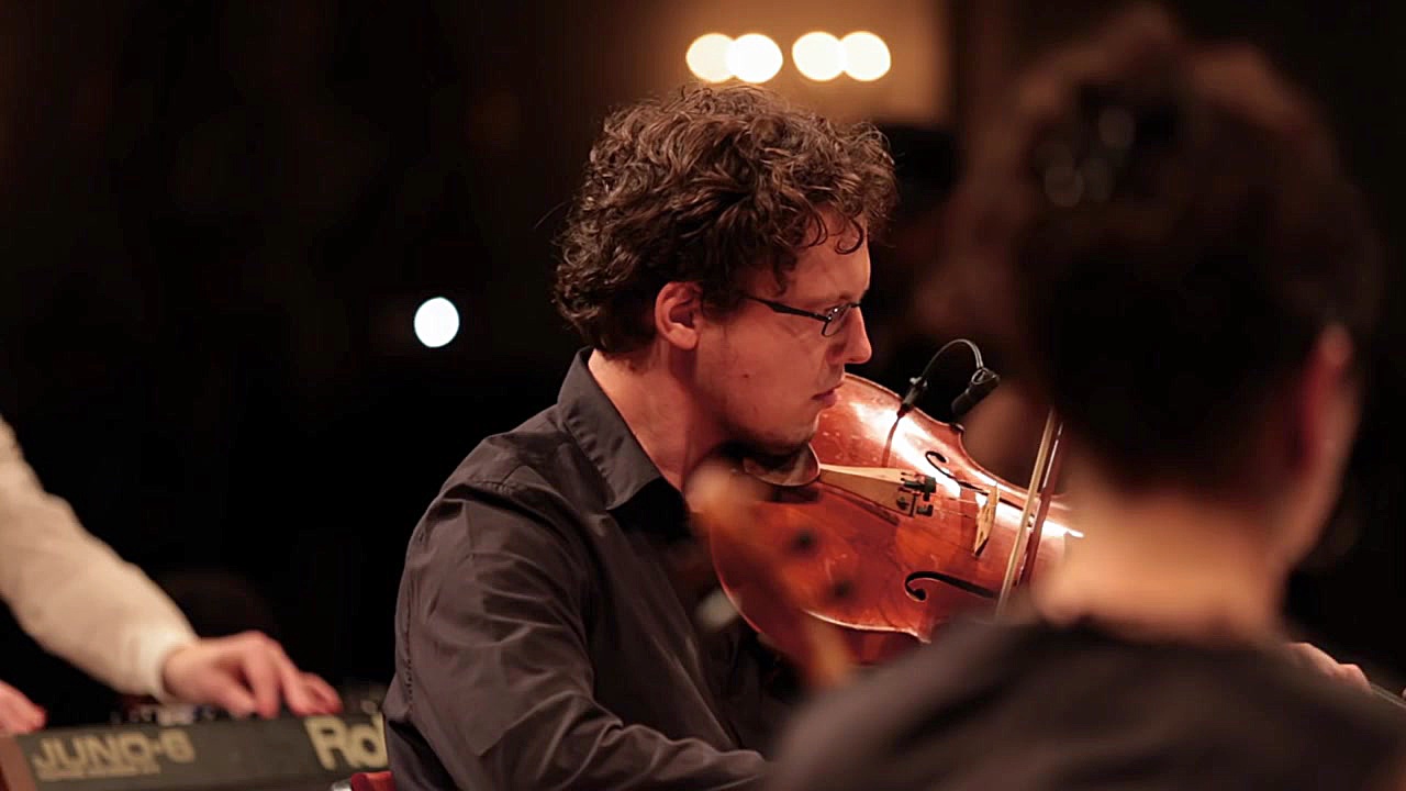 &Oacute;lafur Arnalds &quot;Re...