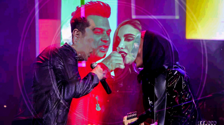 ماجرای خوانندگی زن در کنسرت حم...