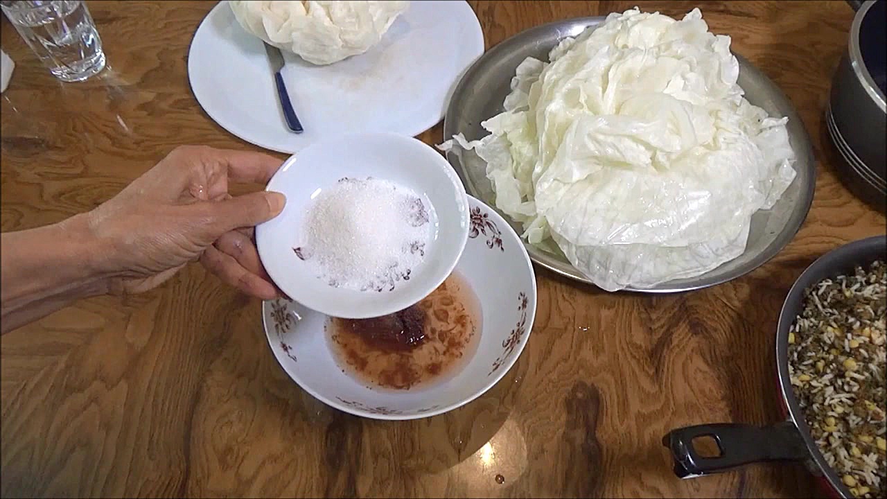 دلمه کلم پیچ