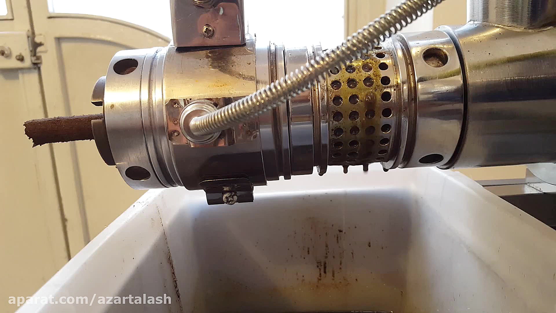 دستگاه روغن کشی و روغن گیری شا...