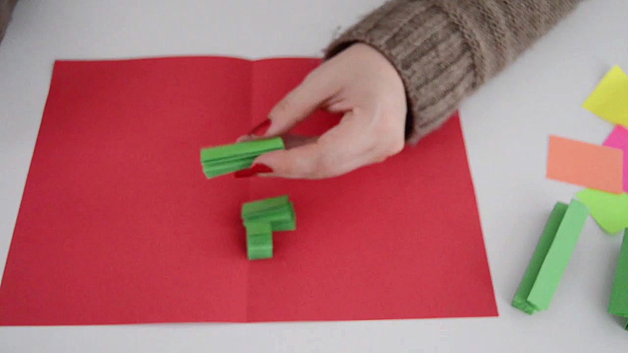 اوریگامی سه بعدی درخت کریسمس...