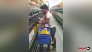 مهارت و سرعت این کارگرها دیدنی...
