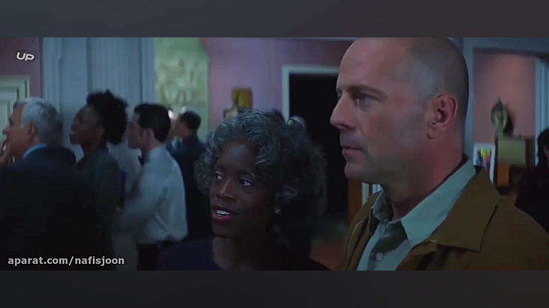 فیلم Unbreakable 2000 شکست ناپذیر با دوبله فارسی زمان5773ثانیه