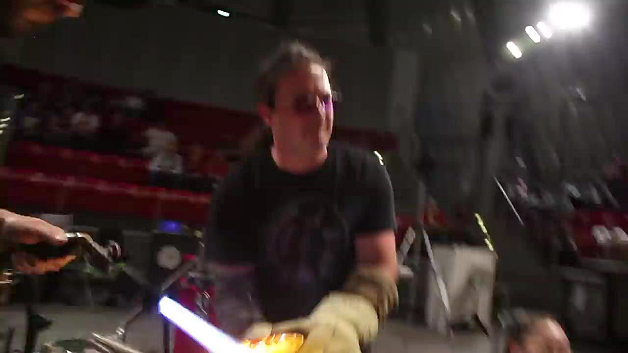 هنرمند شیشه گر ، لاک پشت می سا...