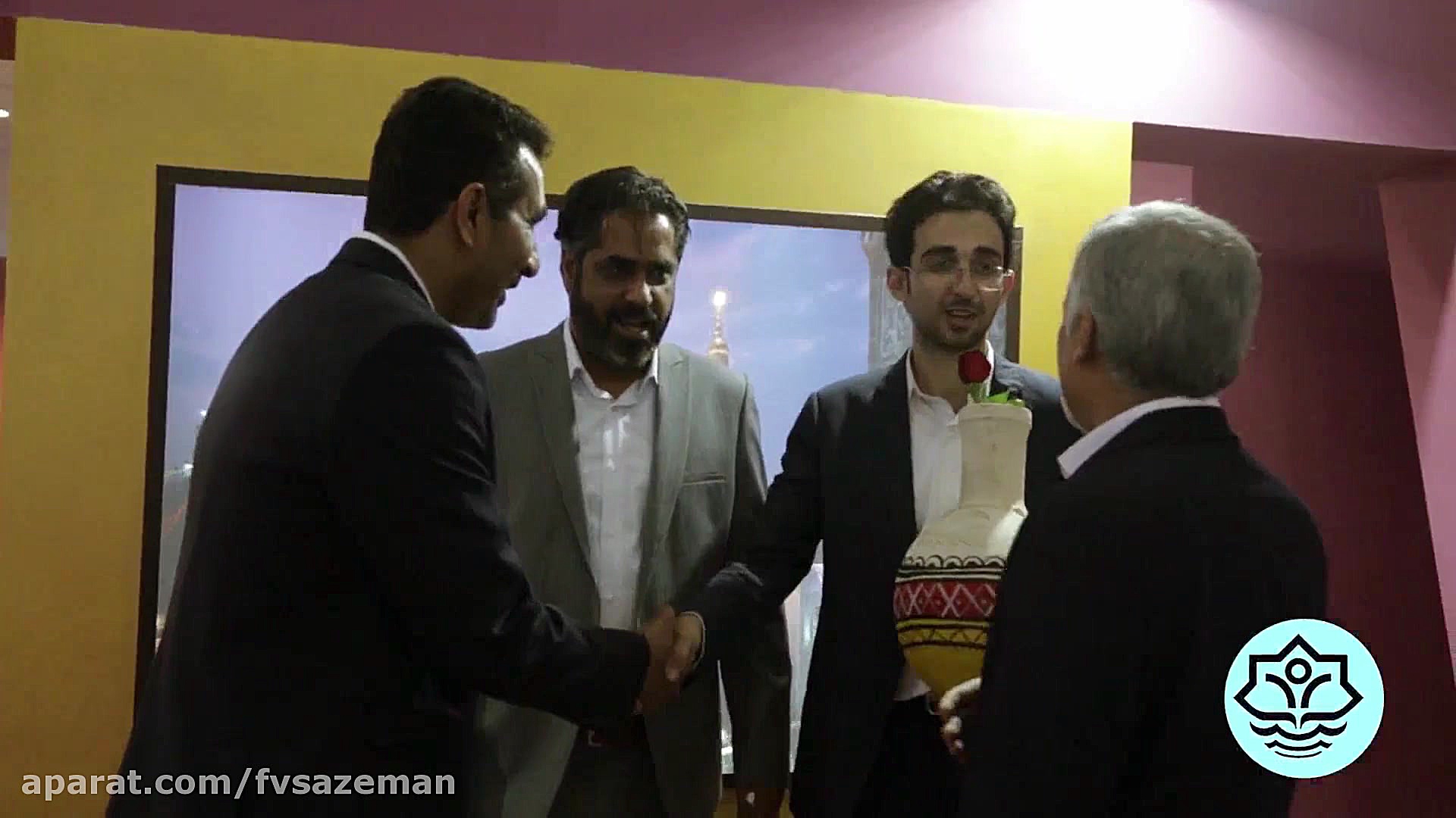 خوش آمدگویی به میهمانان در نما...