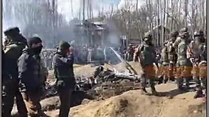 سقوط دو جنگنده هندی توسط ارتش...