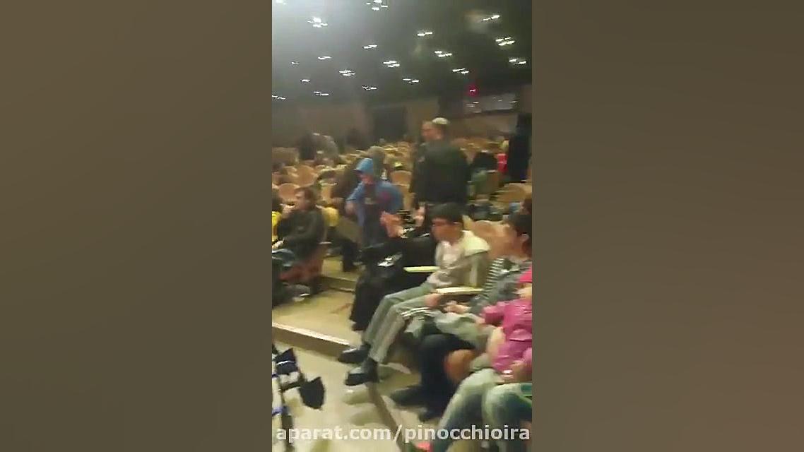 نمایش پینوکیو شاد و مهیج و موز...