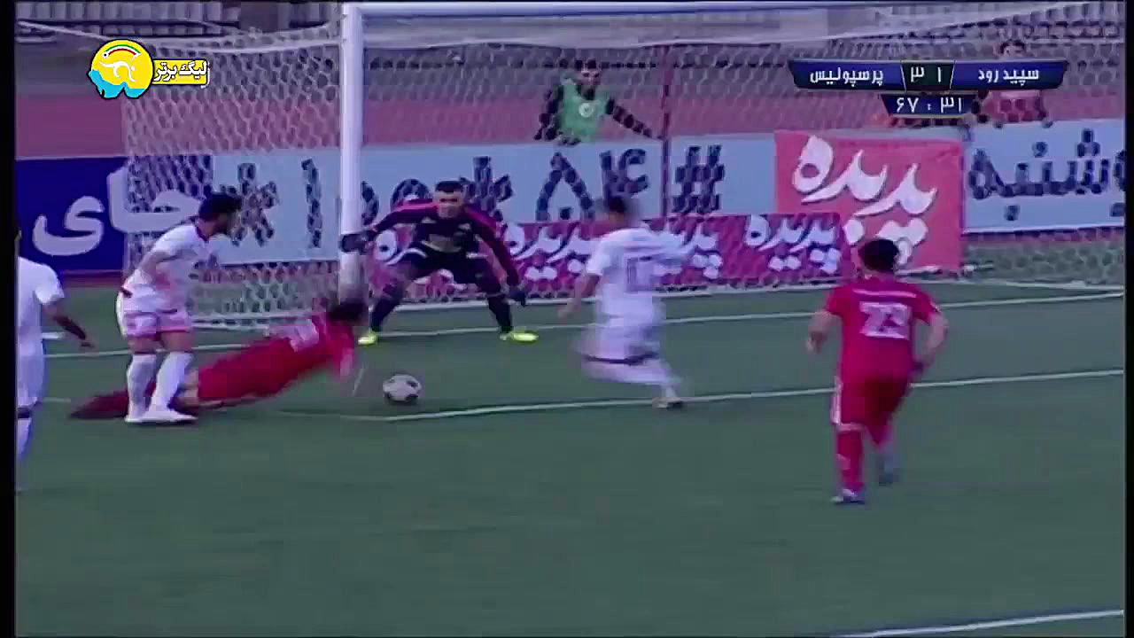 سیو پنالتی غلامی توسط رادوشویچ