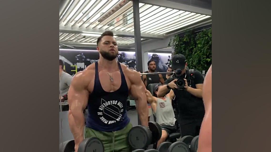 جلوبازو کراس بادی