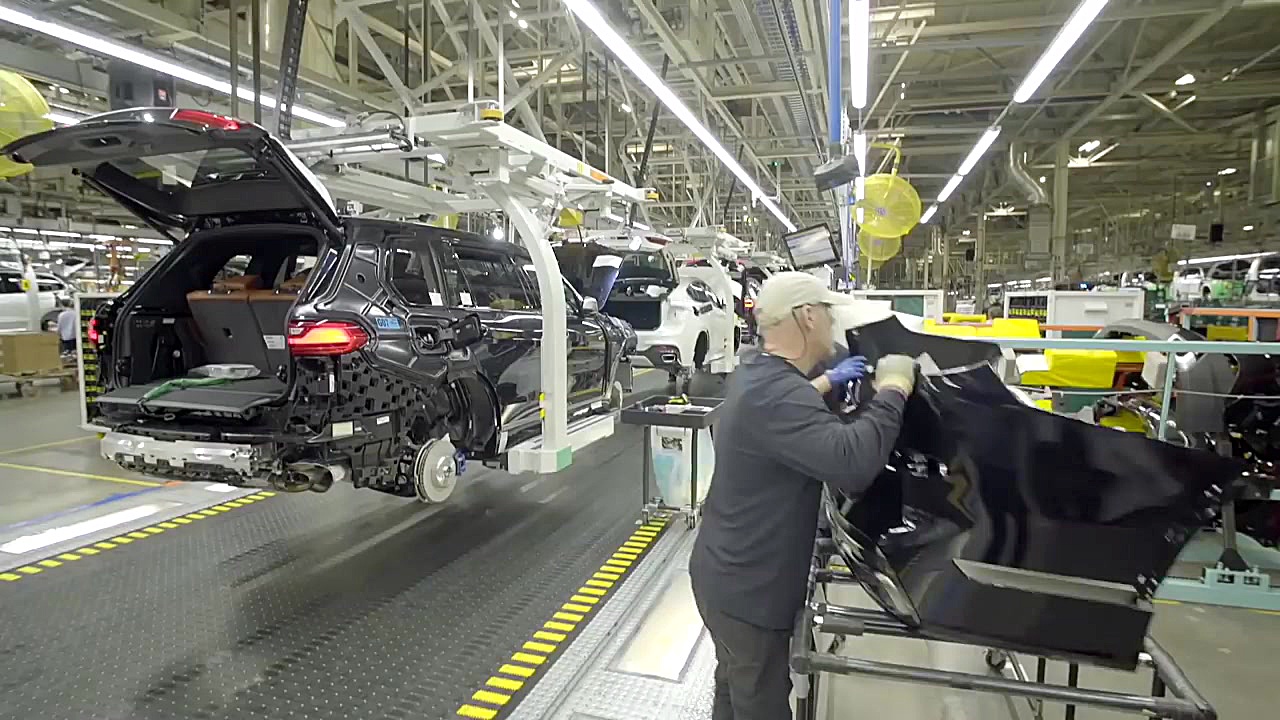 خط تولید ب، ام ، و X7 در آمریک...