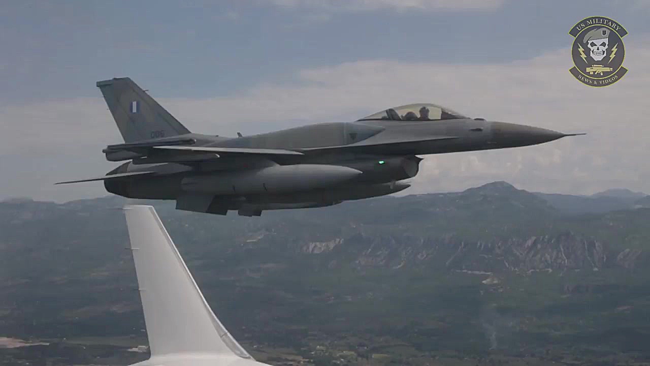 جنگنده فالکون اف 16 نیروی هوای...