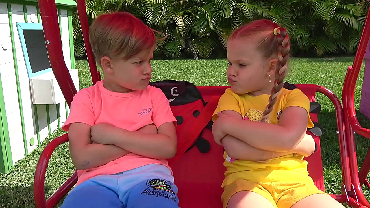 Diana and Roma playing with HU...