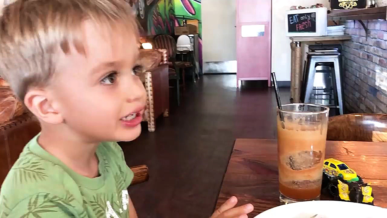 برنامه کودک: یک روز تفریح و ور...