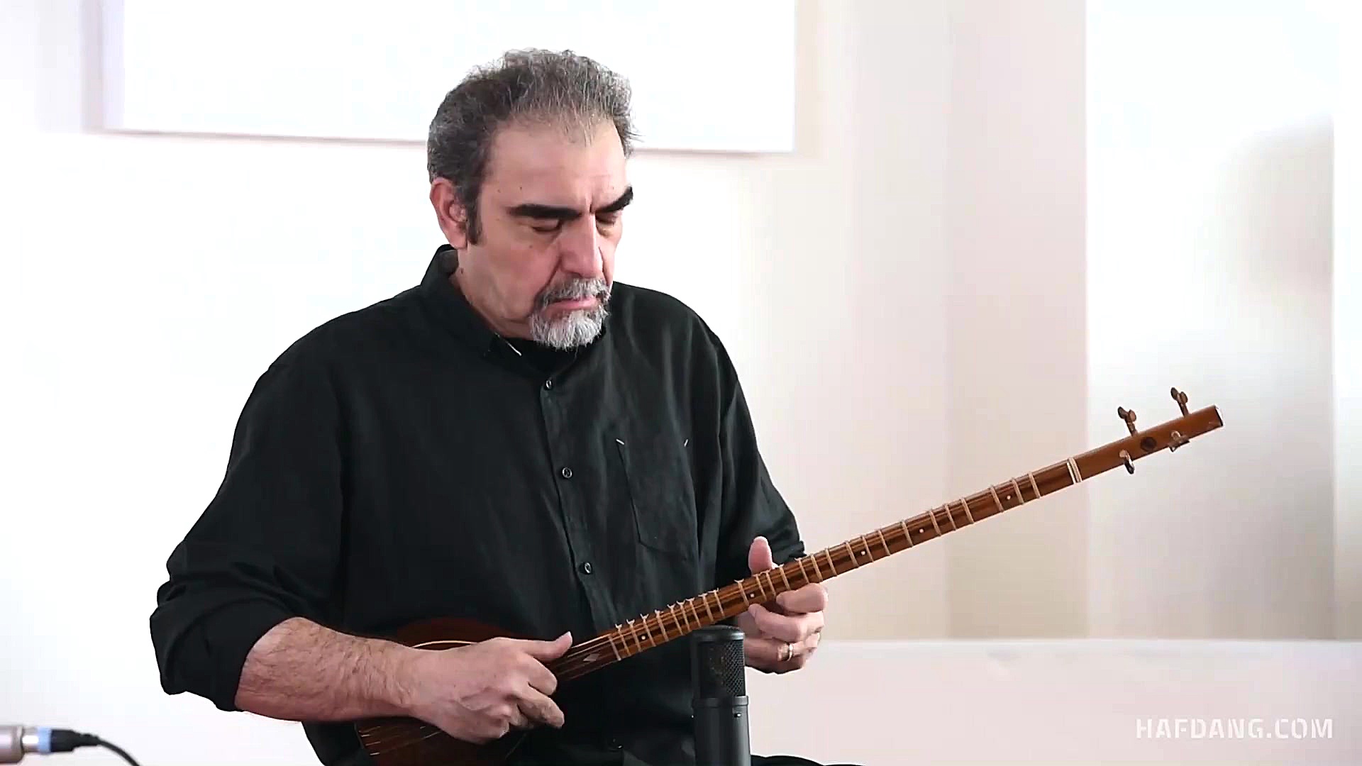 دونوازی سه تار و تنبک مسعود شع...