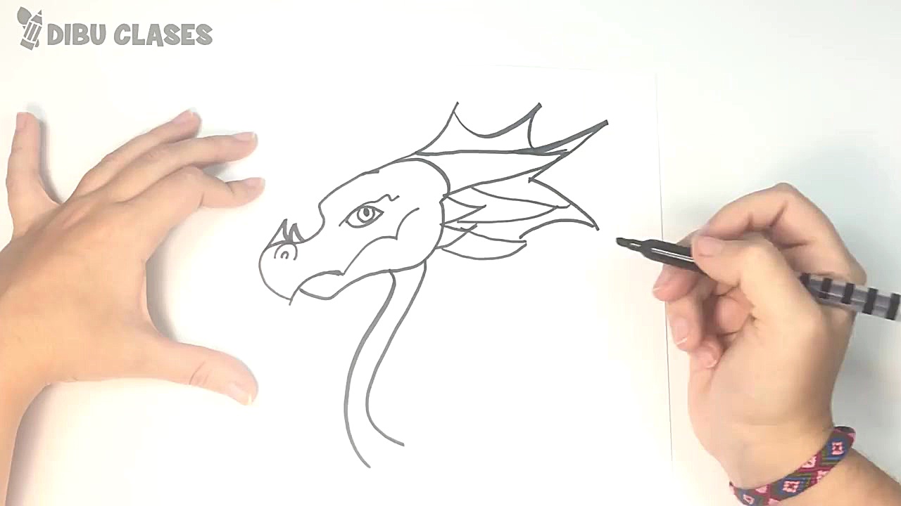 C&oacute;mo dibujar un Drag&oa...