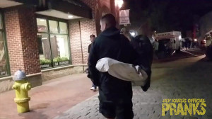ZOMBIE Comes To Life Prank