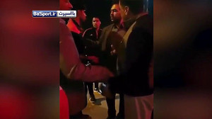 درگیری هوادار تراکتور با فروزا...
