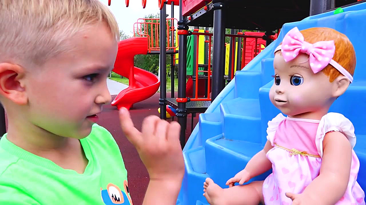 برنامه کودک: ولاد و نیکیتا عرو...