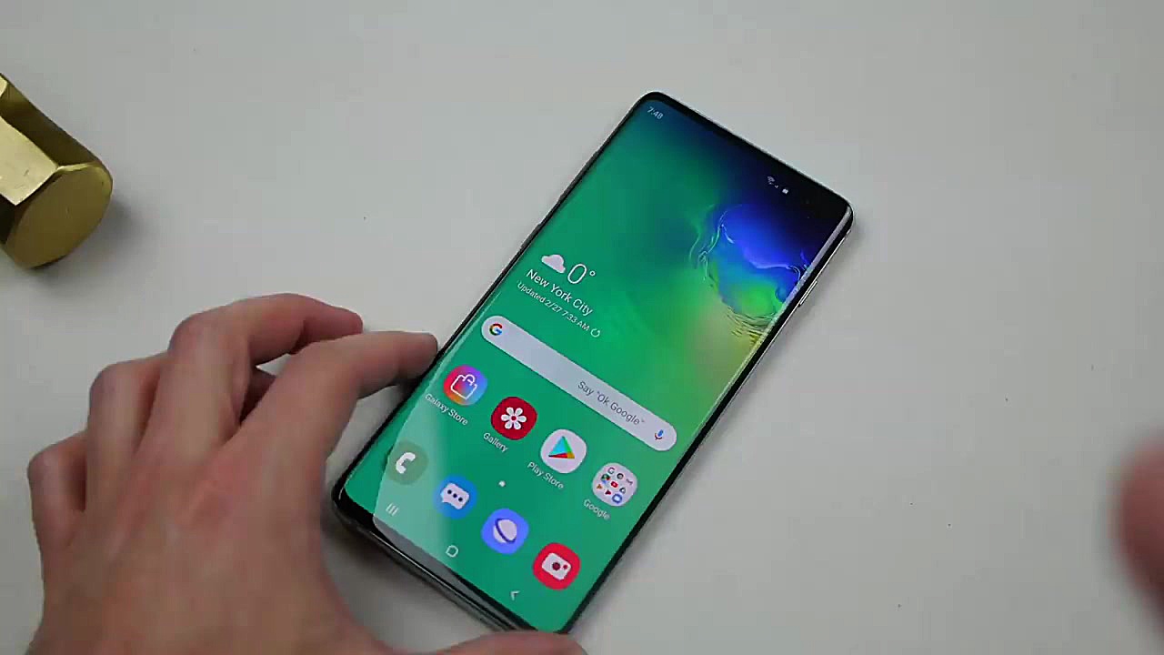 نابود کردن Samsung Galaxy S10...