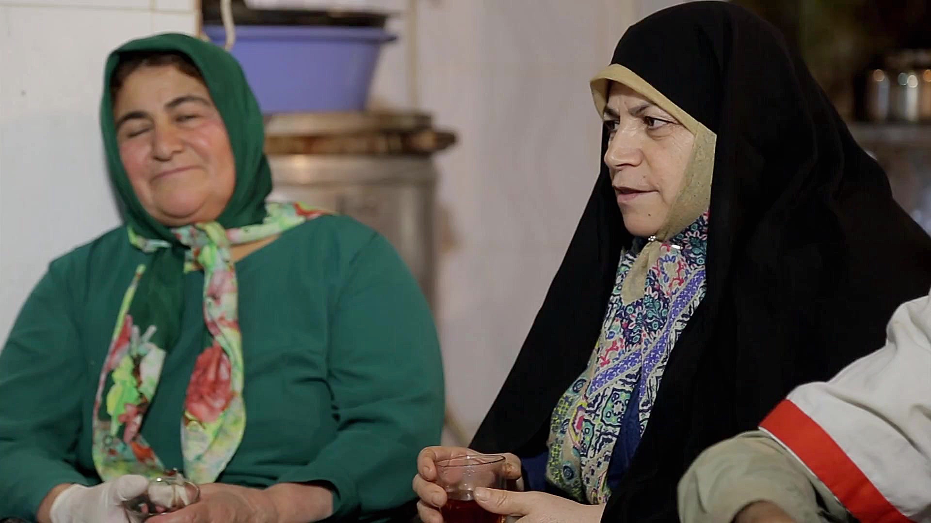 آدم های بحران 1 | قهرمان دنیای...