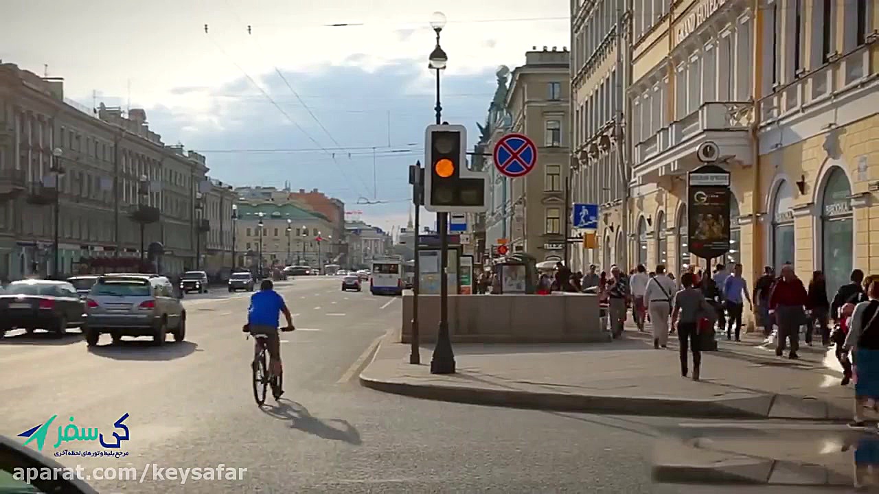 گردشی در سن پترزبورگ روسیه