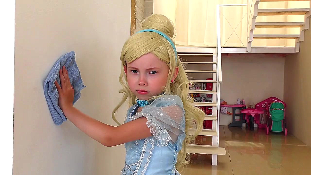 برنامه کودک: شاهزاده آلیس خونه...