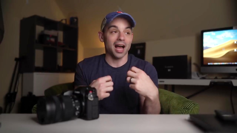 Panasonic Lumix S1 | Full Fram...