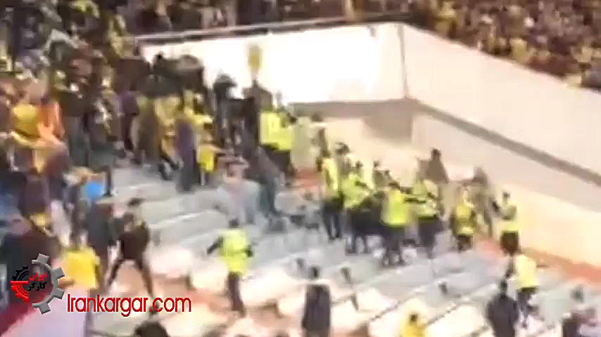 فیلم درگیری در ورزشگاه آزادی ت...