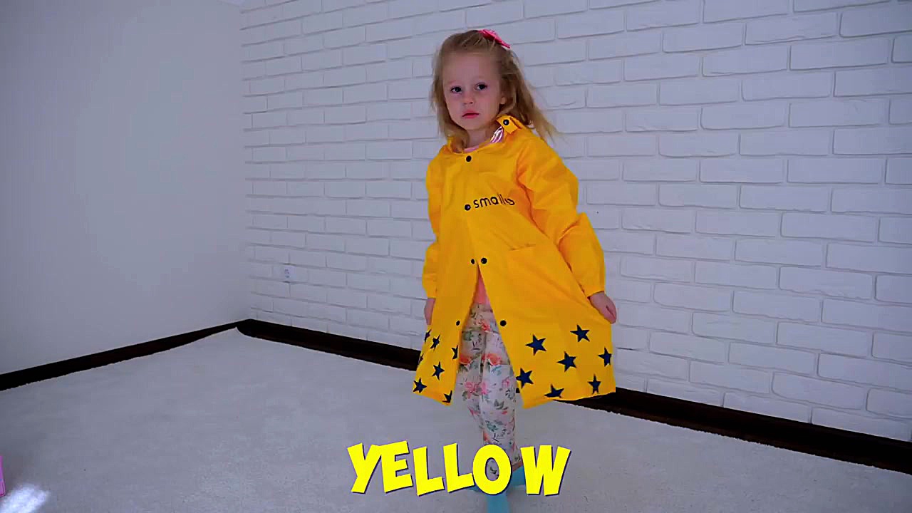 استیسی و شنل جادویی رنگارنگ