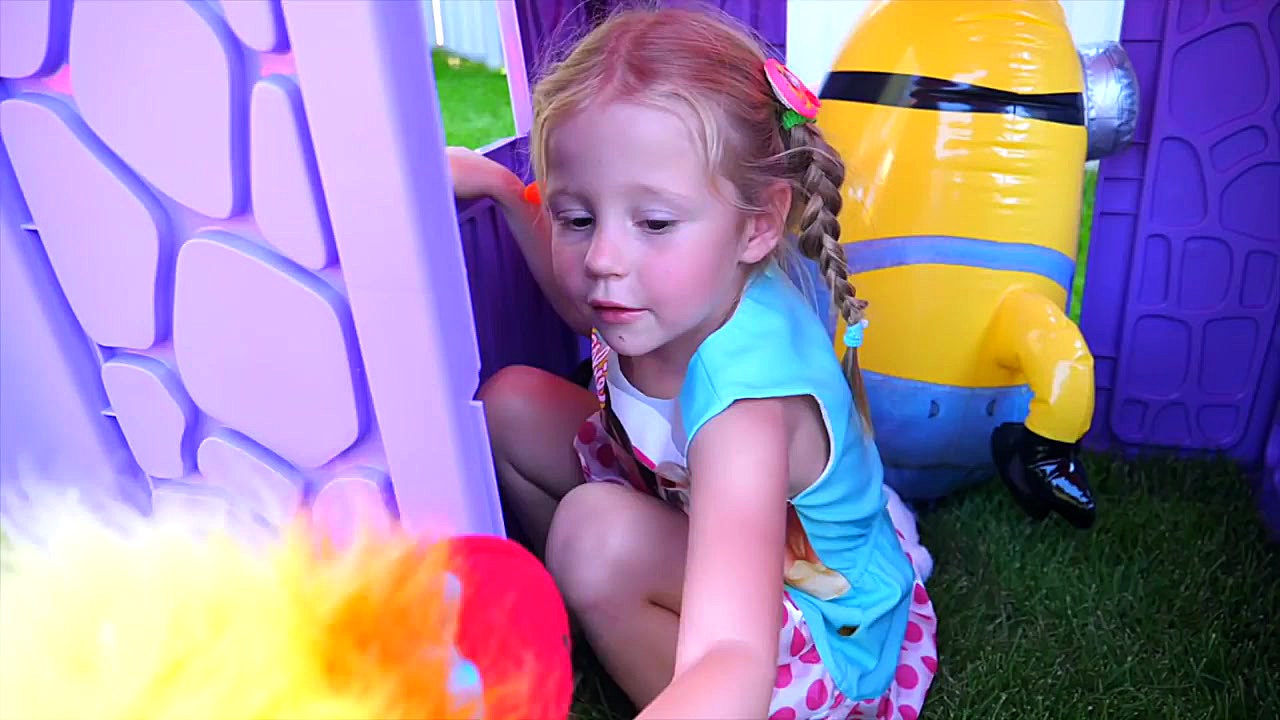 استیسی و بابایی در خانه اسباب...