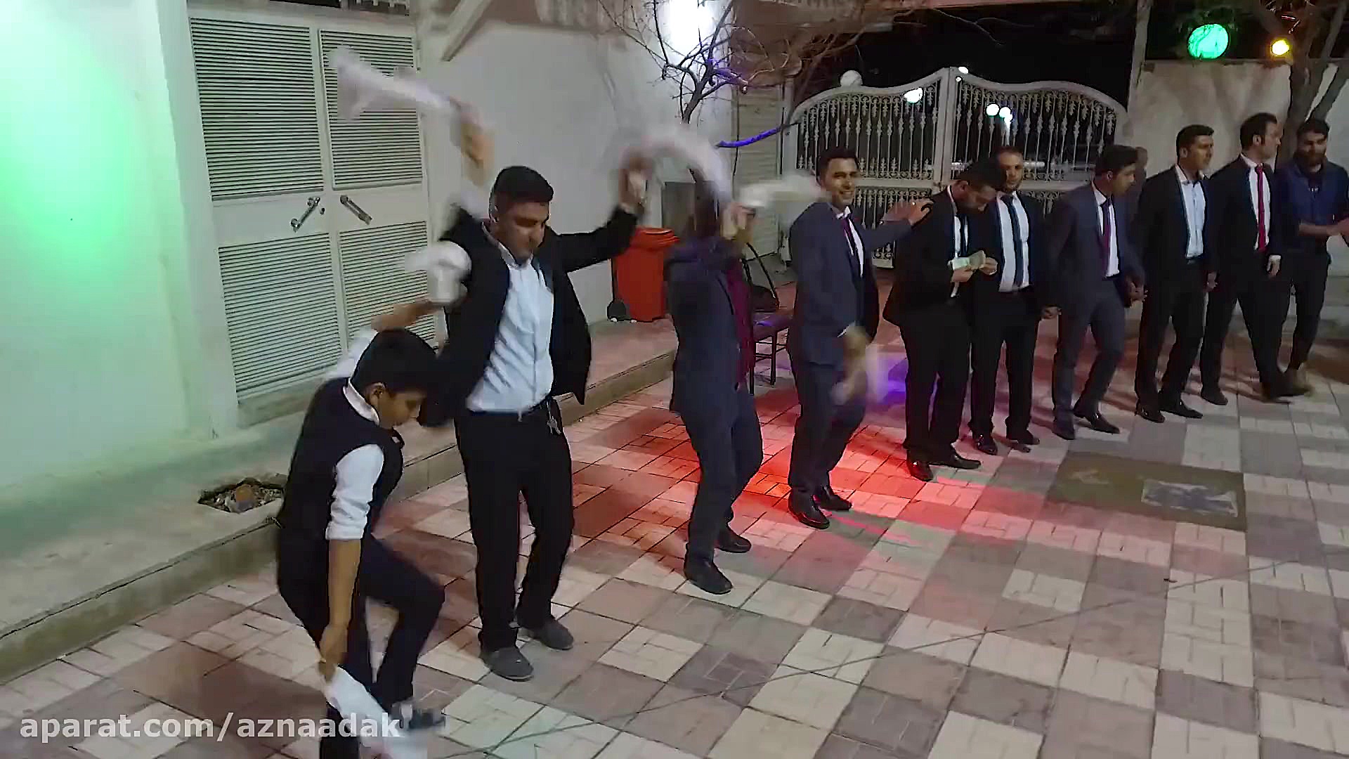 کلیپ رقص لری (سه پا)