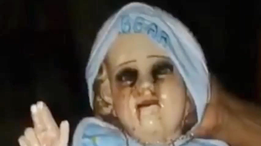 مجسمه کودکی مسیح در مکزیک خون...