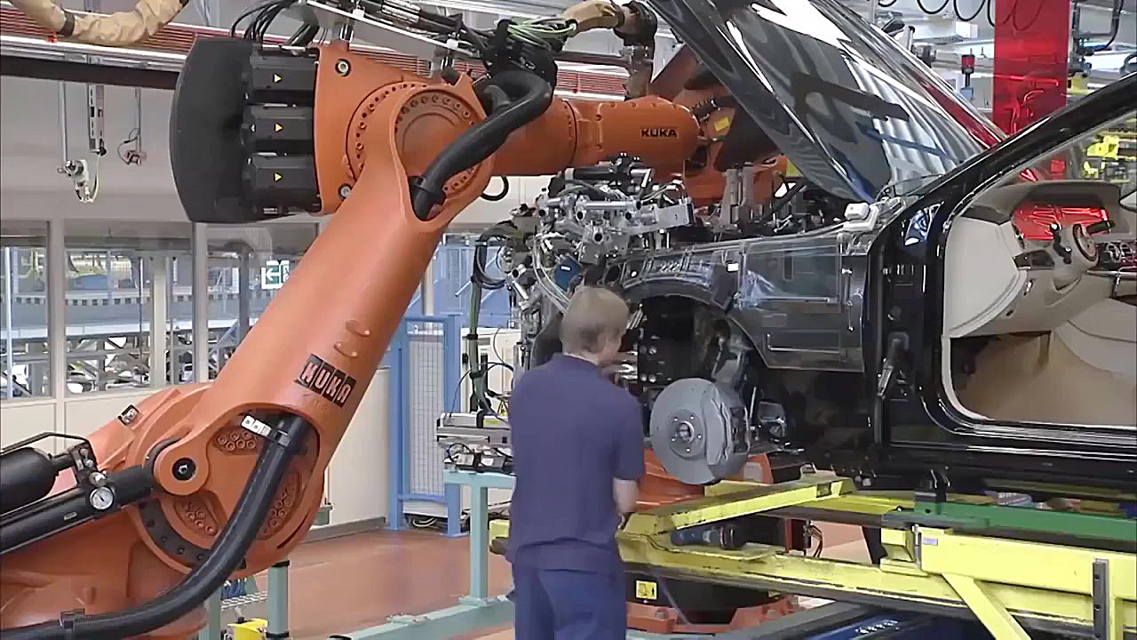 مرسدس بنز کلاس اس چطور ساخته م...