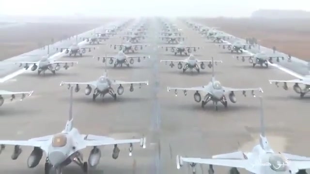 بزرگترین تجمع اف 16 دریکجا