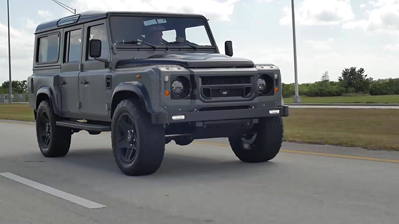 تیونینگ لندروور دیفندر کلاسیک