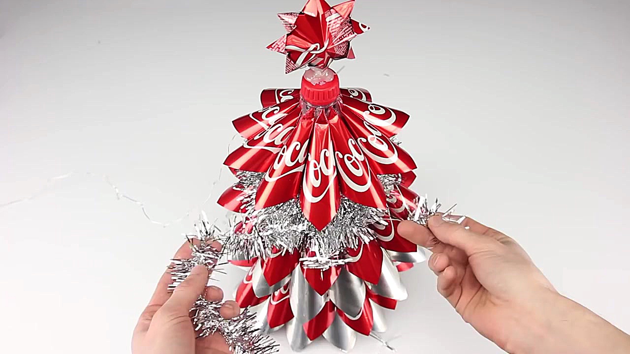 چگونه با نوشابه درخت کریسمس در...