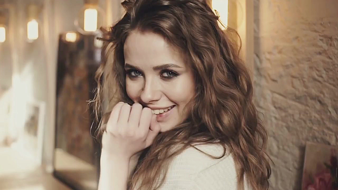 گلچین ۱۰ آهنگ جدید زیبا و شنید...