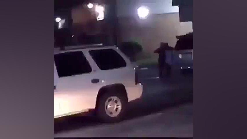 فیلم منتشر شده از تیراندازی پل...