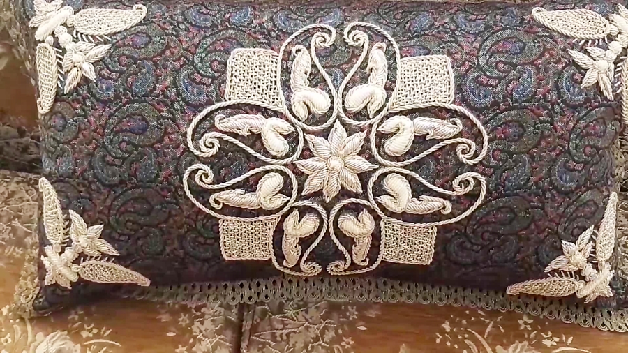 اموزش سرمه دوزی توسط خانم سماو...