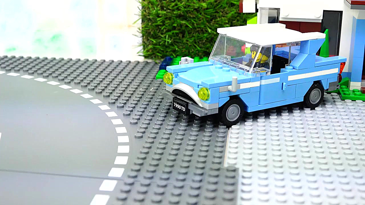 کارتون لگو ها این داستان سرقت...