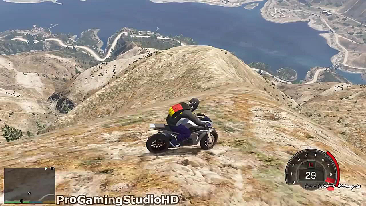 GTA 5 Crazy Jumps with Motorcy...