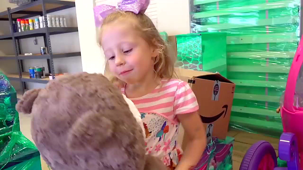 استیسی و بابایی اسباب بازی های...