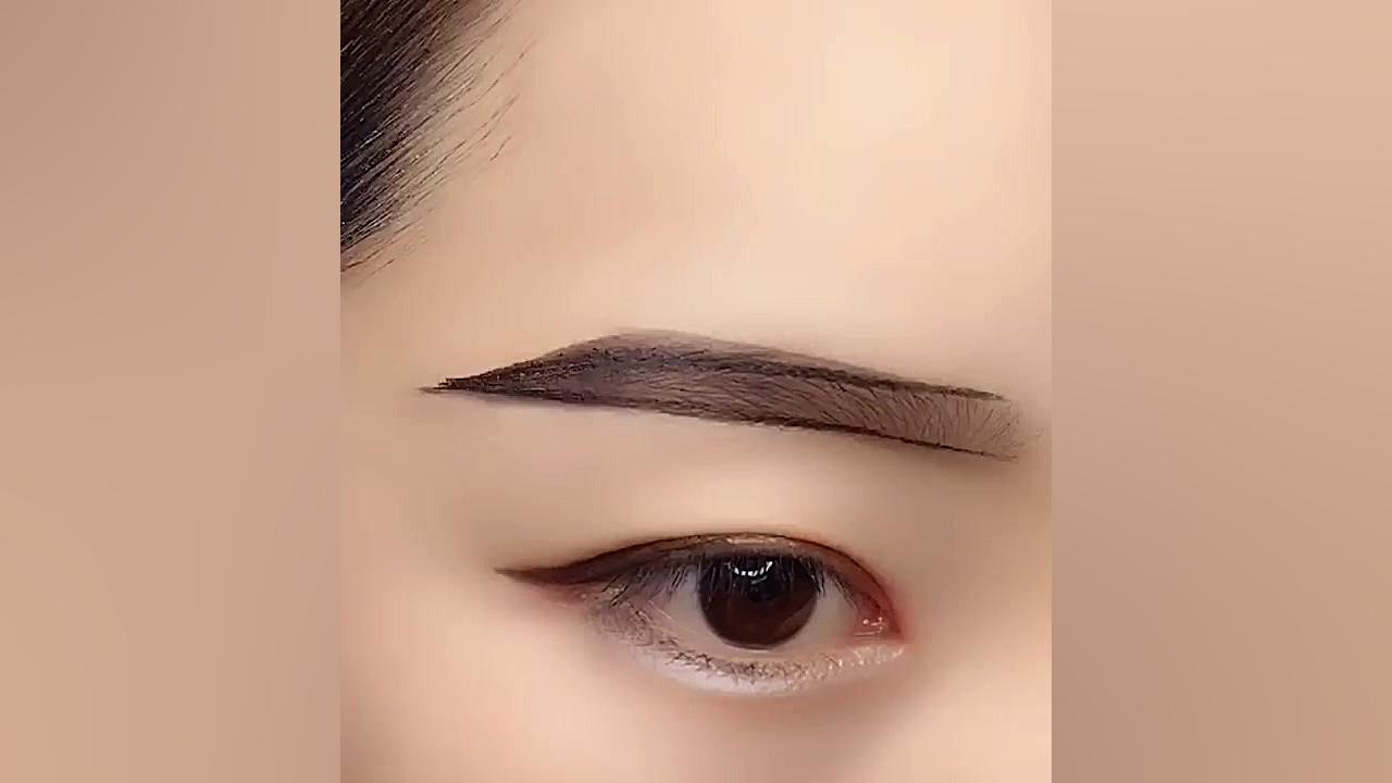 Beautiful Eye Makeup Tutorial...