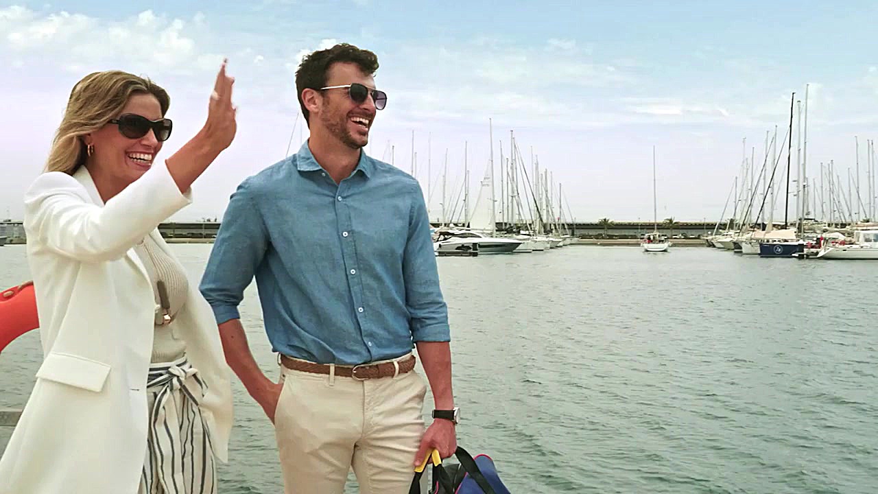 نگاهی نزدیک تر به لکسوس RX و R...