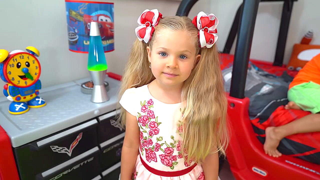 بازی کودکان Diana play with Fu...