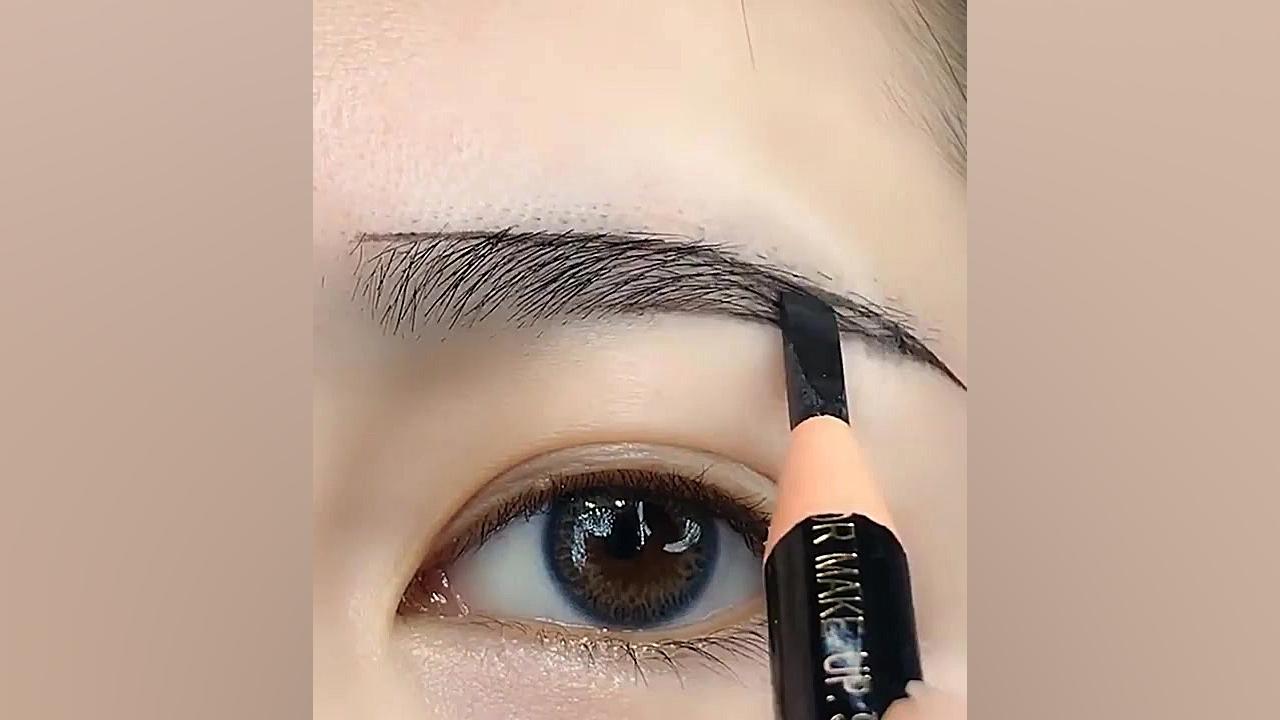 Beautiful Eye Makeup Tutorial...